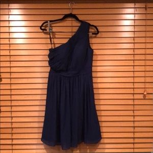 Bill Levkoff navy dress size 8. Wore 1 time!
